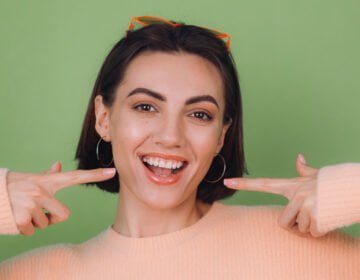 8 Natural Ways to Keep Your Teeth Healthy - girlsnbeauty.com