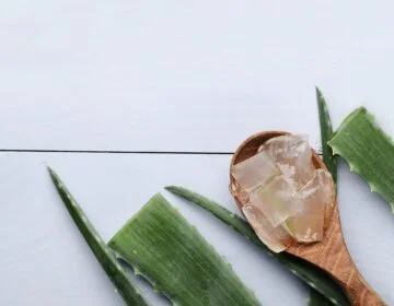 Benefits of Aloe Vera tooth gel for the beautiful teeth