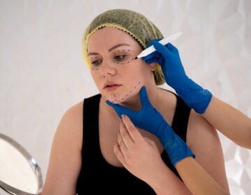 Cosmetic surgery vs. plastic surgery-girlsnbeauty.com