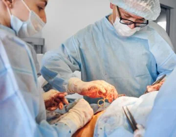 breast reduction surgery-girlsnbeauty.com