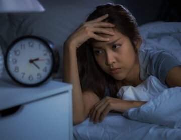 How to stop tossing and turning at night - girlsnbeauty.com