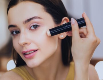 How to Choose the Best Under-Eye Concealer - girlsnbeauty.com