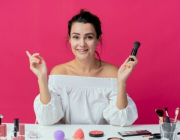 Cosmetics product - girlsnbeauty.com