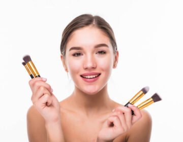 Real techniques makeup brushes- girlsnbeauty.com