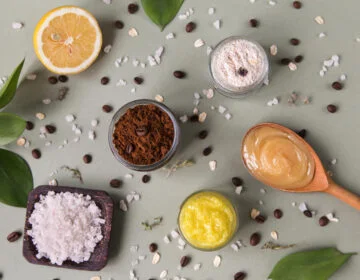 For a glowing skin try these amazing homemade face scrubs - girlsnbeauty.com
