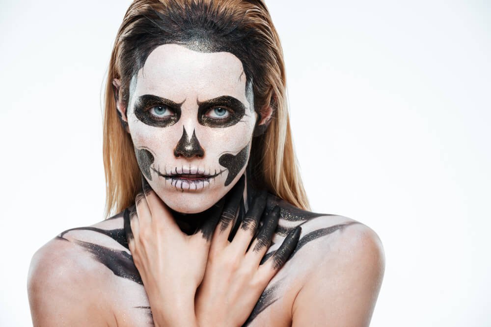 Halloween skeleton makeup ideas for girls 1 Halloween skeleton makeup ideas for girls - girlsnbeauty.com